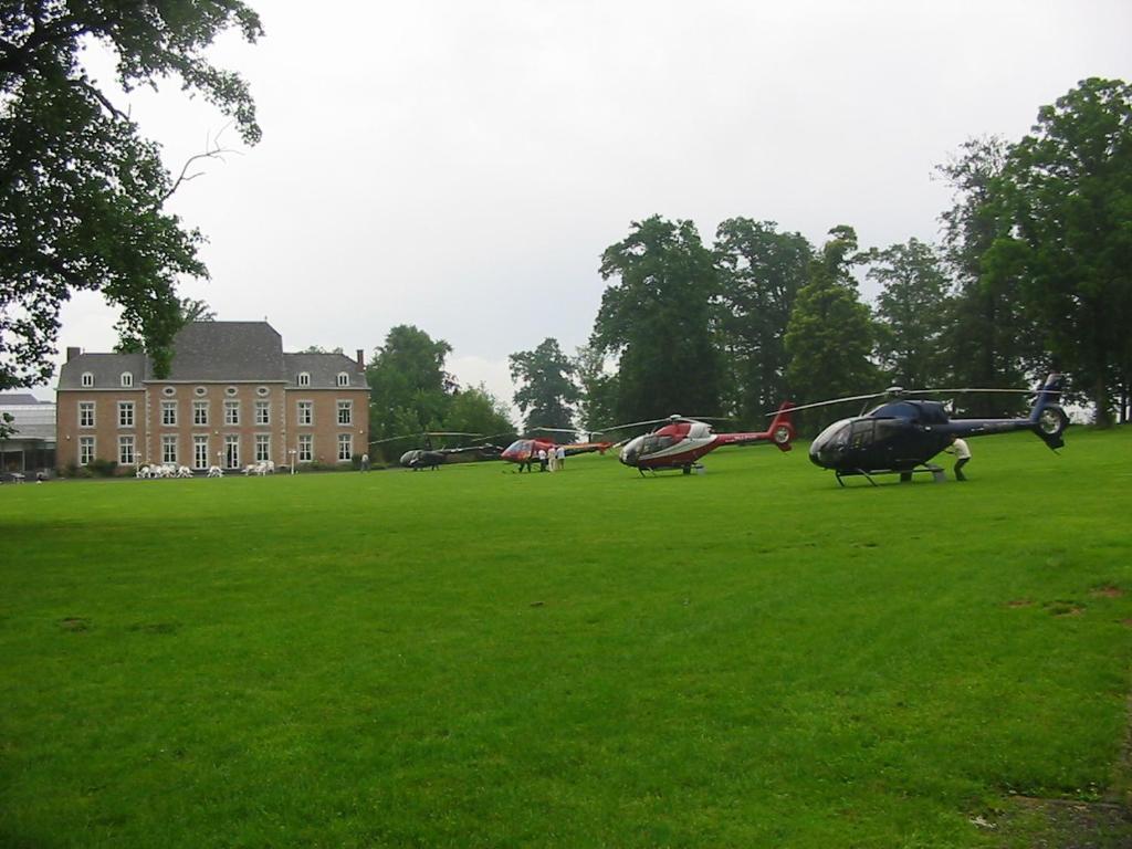 Chateau De Limont Donceel Exterior photo